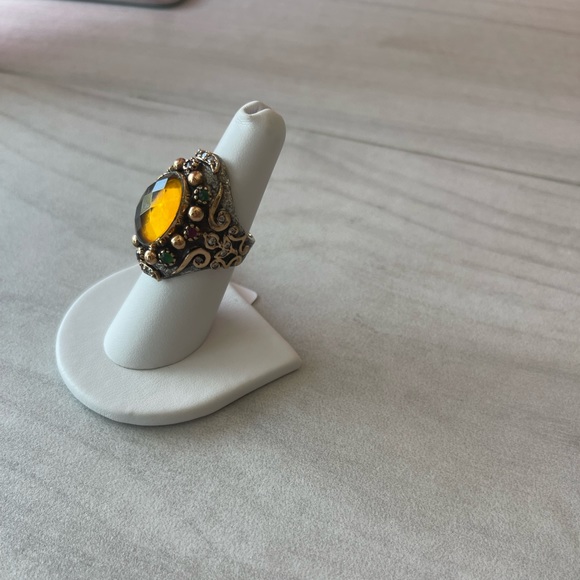 Beautiful Sterling silver and citrine statement ring. Size 6.25 - Picture 6 of 7